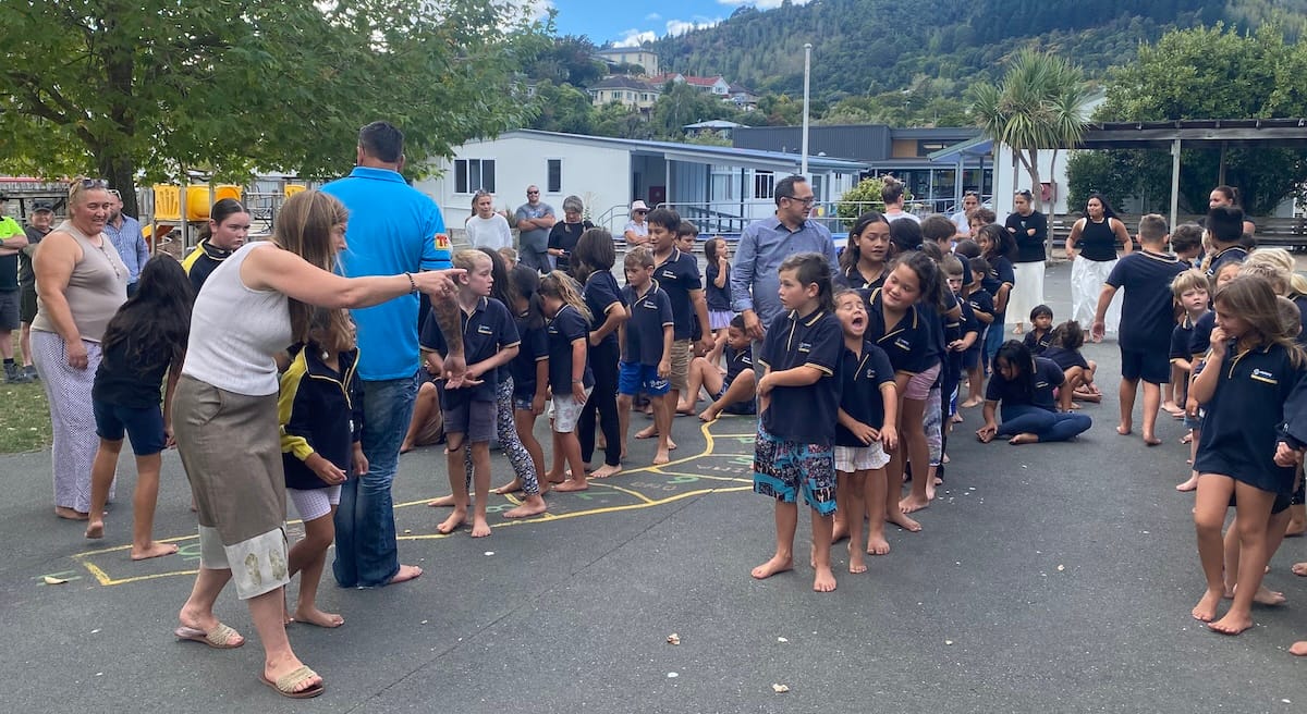 Refurbished classrooms at Victory Primary School blessed